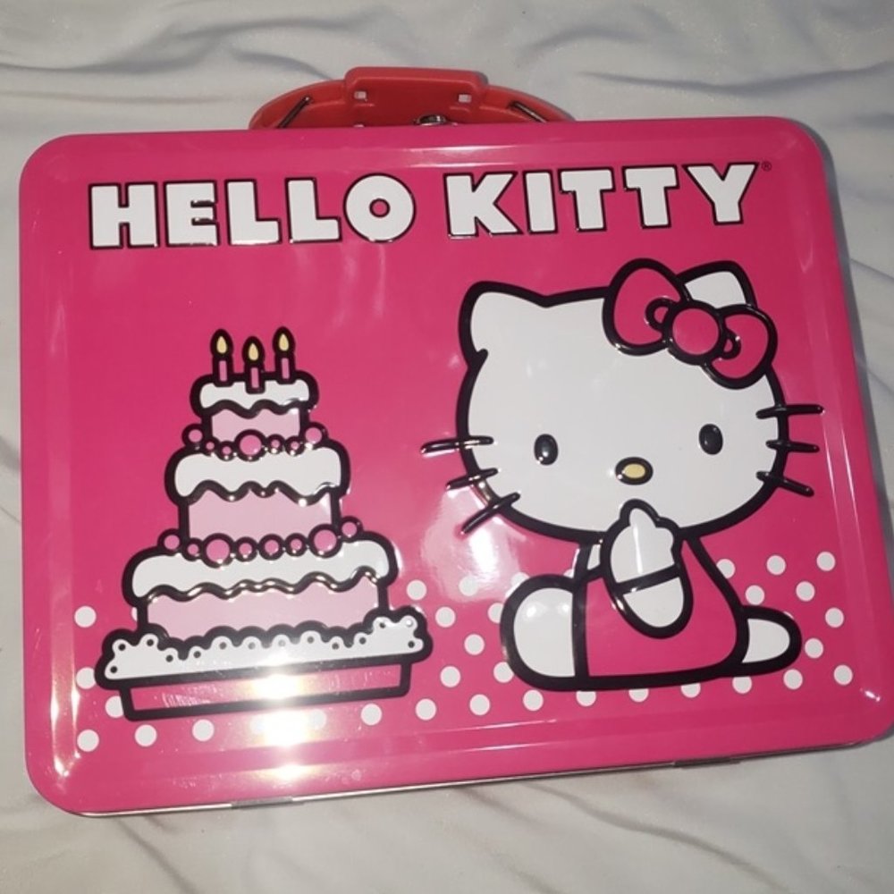 Brand New, Hello Kitty Lunch Box